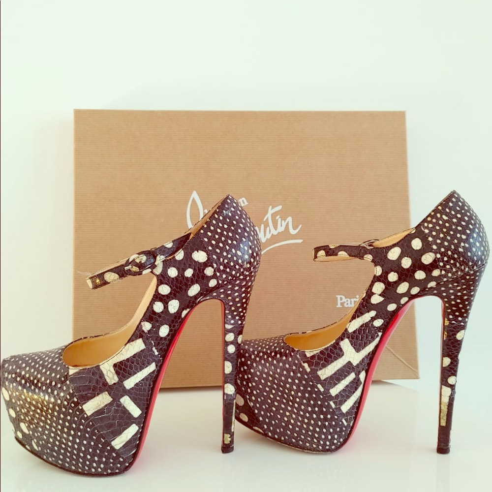 Christian Louboutin Daffodil 160 Watersnake Size 7